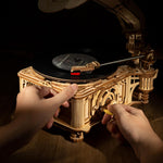 Hand Crank Classic With Music 424pcs
Electric/Manual